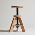 Sgabello girevole regolabile in legno, colore bianco